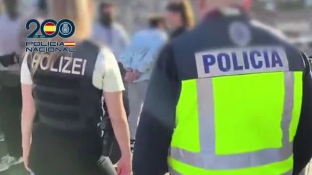 У Німеччині чоловіка затримали після спроби підпалити синагогу у Вупперталі
