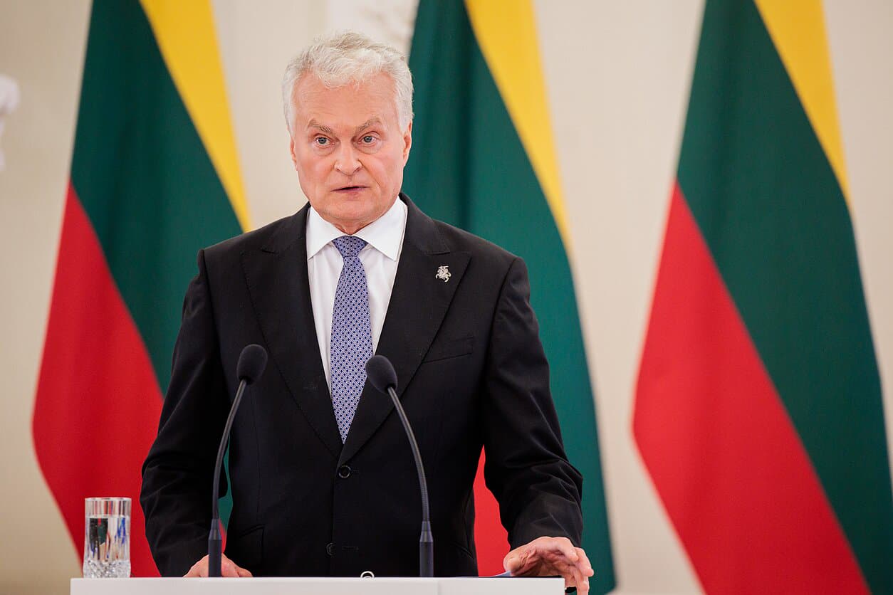 Президент Литви пояснив, чому країну не запросили на зустріч щодо майбутнього НАТО